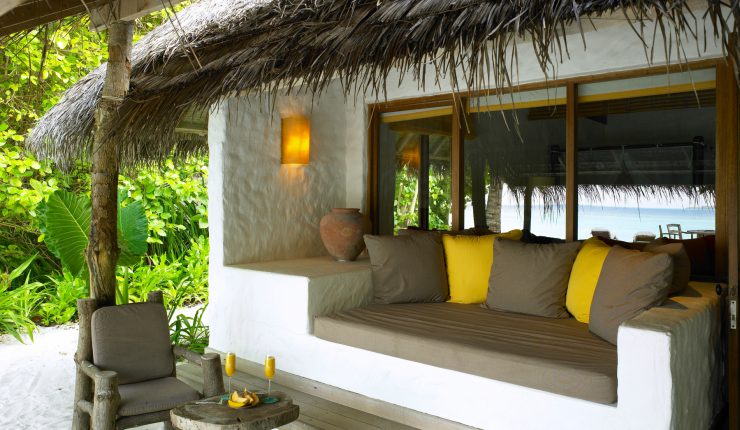 Luxury Villas in the Maldives - Soneva Fushi Villa Suite with Pool - Soneva Fushi - Outdoor Living Area