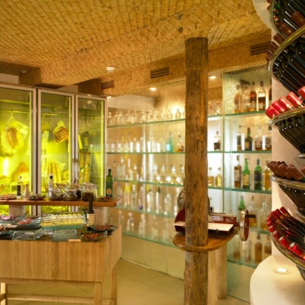 Complimentary Luxury Villa Inclusions - Cheese and Wine Room